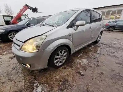 Veículo de Sucata toyota corolla verso (zer_, zze12_, r1_) 2.0 d-4d (cur10_) do ano 2005 alimentado 