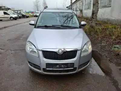 Scrapping Vehicle skoda roomster (5j7) 1.4 tdi of the year 2009 powered bnm