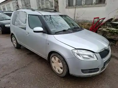 Утилизация автомобиля SKODA ROOMSTER (5J7) 1.4 TDI года 2009 питание BNM