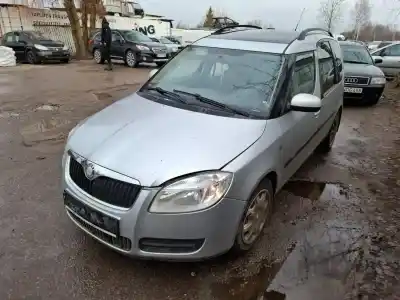 Scrapping Vehicle skoda roomster (5j7) 1.4 tdi of the year 2009 powered bnm