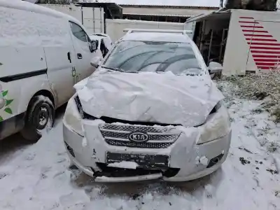 Veículo de Sucata kia cee'd fastback (ed) 1.6 crdi 90 do ano 2007 alimentado r76d