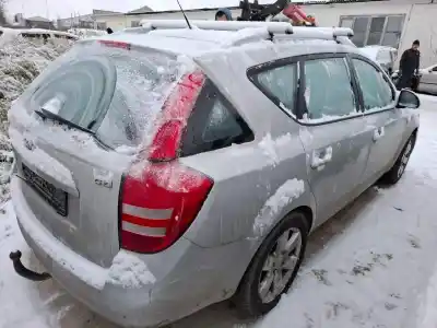 Veículo de Sucata kia cee'd fastback (ed) 1.6 crdi 90 do ano 2007 alimentado r76d