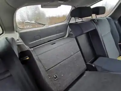 Sloopvoertuig nissan primera hatchback (p12) 1.9 dci van het jaar 2005 aangedreven f9q