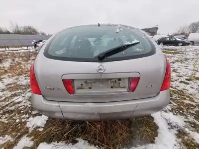 Sloopvoertuig nissan primera hatchback (p12) 1.9 dci van het jaar 2005 aangedreven f9q