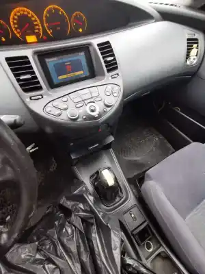 Sloopvoertuig nissan primera hatchback (p12) 1.9 dci van het jaar 2005 aangedreven f9q