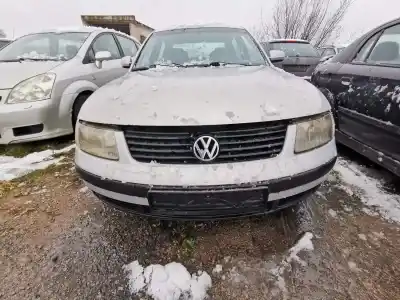 Veículo de Sucata volkswagen passat b5 variant (3b5) 1.9 tdi do ano 1998 alimentado afn