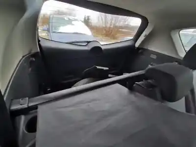 Veículo de Sucata toyota corolla verso (zer_, zze12_, r1_) 2.0 d-4d (cur10_) do ano 2005 alimentado 