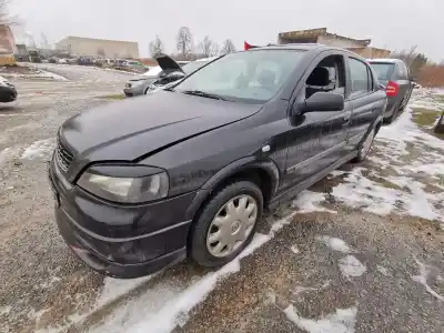 Veículo de Sucata opel astra g fastback (t98) 1.7 td (f08, f48) do ano 1999 alimentado 