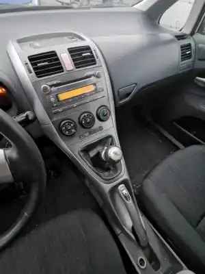 Veicolo di demolizione toyota auris (_e15_) 2.0 d-4d (ade150_) dell'anno 2007 alimentato 