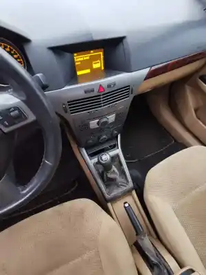 Scrapping Vehicle opel astra h (a04) 1.7 cdti (l48) of the year 2004 powered z17dth