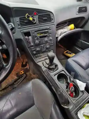 Veículo de Sucata volvo v70 ii (285) 2.4 do ano 2003 alimentado b5244s