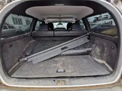 Veículo de Sucata volvo v70 ii (285) 2.4 do ano 2003 alimentado b5244s