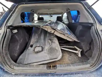 Hurda Aracı toyota corolla sedán (_e12_) 1.4 vvt-i (zze120_) yılın 2001 güçlü e4z-e32