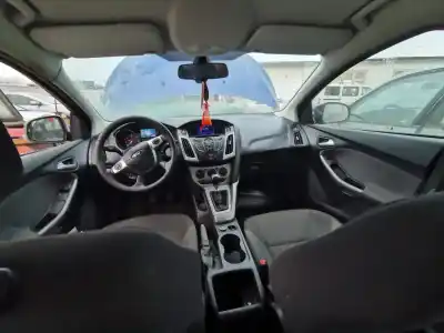 Sloopvoertuig ford focus iii 1.6 tdci van het jaar 2013 aangedreven dv6c 