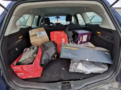 Sloopvoertuig ford focus iii 1.6 tdci van het jaar 2013 aangedreven dv6c 