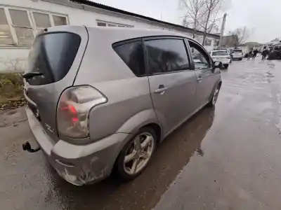 Veicolo di demolizione toyota corolla verso (zer_, zze12_, r1_) 2.2 d-4d (aur10_) dell'anno 2006 alimentato 