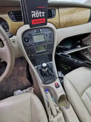 Veicolo di demolizione jaguar x-type i (x400) 2.1 v6 dell'anno 2004 alimentato vy-20987