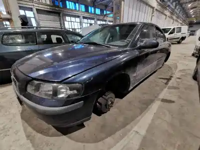 Veículo de Sucata volvo s60 i (384) d5 do ano 2001 alimentado d5244t