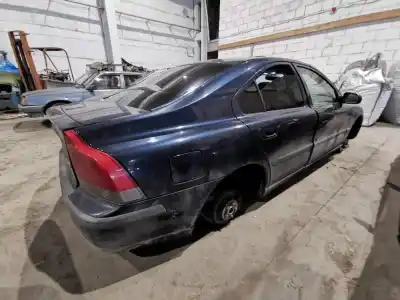 Veículo de Sucata volvo s60 i (384) d5 do ano 2001 alimentado d5244t