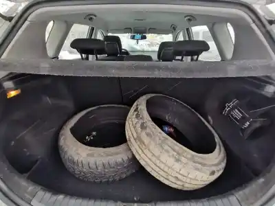 Veicolo di demolizione kia cee'd fastback (ed) 1.6 crdi 90 dell'anno 2007 alimentato 	d4fb7z038660 r74d