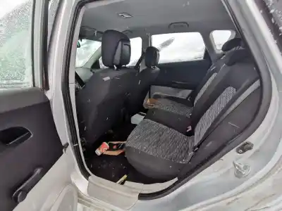 Veicolo di demolizione kia cee'd fastback (ed) 1.6 crdi 90 dell'anno 2007 alimentato 	d4fb7z038660 r74d