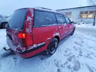 Sloopvoertuig volkswagen passat b5 variant (3b5) 1.9 tdi van het jaar 1999 aangedreven ahh