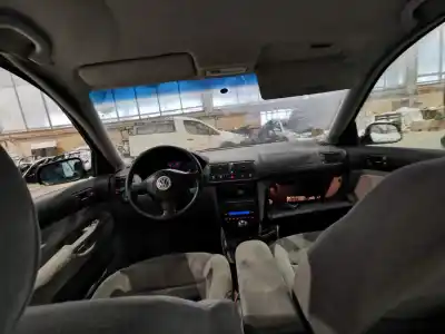 Sloopvoertuig volkswagen golf iv (1j1) 1.9 tdi van het jaar 1999 aangedreven 