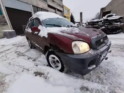 Sloopvoertuig HYUNDAI SANTA FÉ I (SM)  van het jaar 2004 aangedreven G4JS4057398 DP57