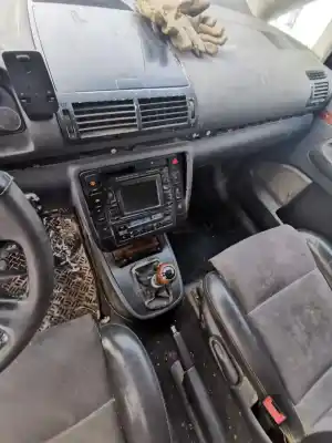 Veículo de Sucata volkswagen sharan (7m8, 7m9, 7m6) 1.9 tdi do ano 2003 alimentado asz