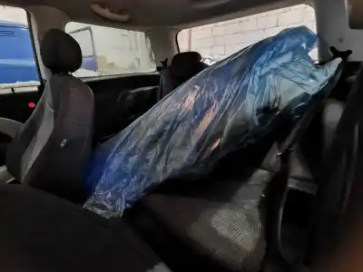 Veicolo di demolizione mini mini (r50, r53) cooper dell'anno 2003 alimentato w10