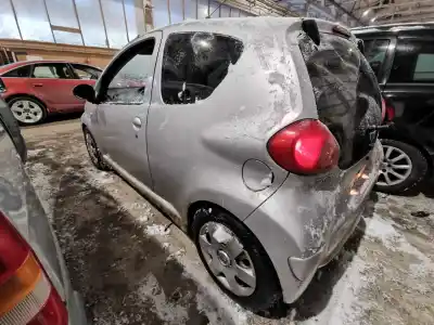 Véhicule à la ferraille toyota aygo (_b1_) 1.0 (kgb10_) de l'année 2006 alimenté 