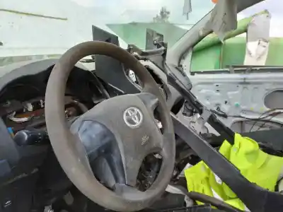 Scrapping Vehicle toyota hilux vii pick-up (_n1_, _n2_, _n3_) 2.5 d-4d 4wd (kun25) of the year 2014 powered 2kd-ftv Scrapping Vehicle toyota hilux vii pick-up (_n1_, _n2_, _n3_) 2.5 d-4d 4wd (kun25) of the year 2014 powered 2kd-ftv