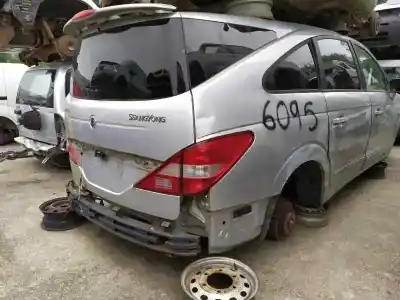 Здавання транспортного засобу ssangyong rodius xdi року 2005 потужний d27dt