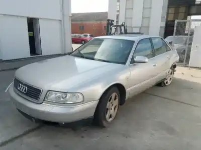Veículo de Sucata audi a8 d2 (4d2, 4d8) 4.2 quattro do ano 2002 alimentado aqf,auw,aux