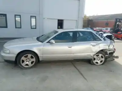 Veículo de Sucata audi a8 d2 (4d2, 4d8) 4.2 quattro do ano 2002 alimentado aqf,auw,aux