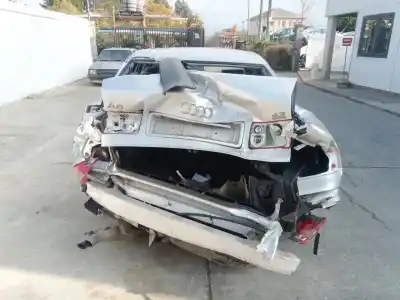 Veículo de Sucata audi a8 d2 (4d2, 4d8) 4.2 quattro do ano 2002 alimentado aqf,auw,aux