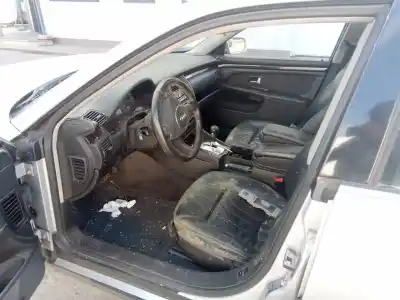 Veículo de Sucata audi a8 d2 (4d2, 4d8) 4.2 quattro do ano 2002 alimentado aqf,auw,aux