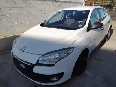 Здавання транспортного засобу RENAULT MEGANE III FASTBACK (BZ0/1_, B3_) 1.5 DCI (BZ0C) року 2013 потужний K9K 834