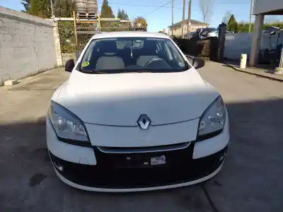 Здавання транспортного засобу renault megane iii fastback (bz0/1_, b3_) 1.5 dci (bz0c) року 2013 потужний k9k 834