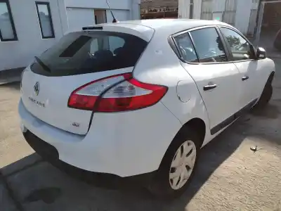 Здавання транспортного засобу renault megane iii fastback (bz0/1_, b3_) 1.5 dci (bz0c) року 2013 потужний k9k 834
