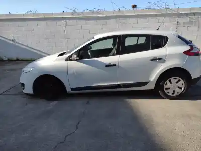 Здавання транспортного засобу renault megane iii fastback (bz0/1_, b3_) 1.5 dci (bz0c) року 2013 потужний k9k 834