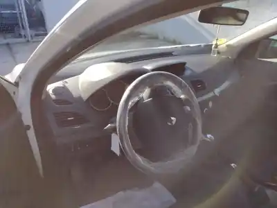 Здавання транспортного засобу renault megane iii fastback (bz0/1_, b3_) 1.5 dci (bz0c) року 2013 потужний k9k 834