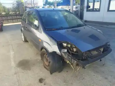 Здавання транспортного засобу ford fiesta (cbk) ambiente року 2004 потужний fxjb