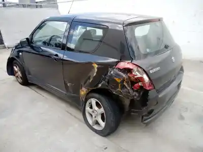 Veículo de Sucata suzuki swift iii (mz, ez) 1.3 (rs 413) do ano 2007 alimentado m13a