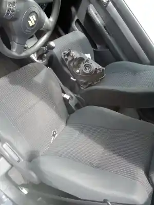 Veículo de Sucata suzuki swift iii (mz, ez) 1.3 (rs 413) do ano 2007 alimentado m13a