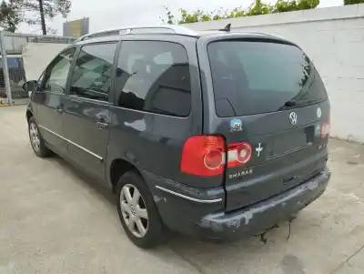 Scrapping Vehicle volkswagen sharan (7n1, 7n2) 2.0 tdi of the year 2008 powered cffb