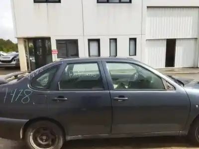 Veicolo di demolizione seat                                               cordoba berlina (6k2)                                                                                                                                                                                                                                      stella                                                                                                                                                                                                                                                     dell'anno 2001 alimentato alh
