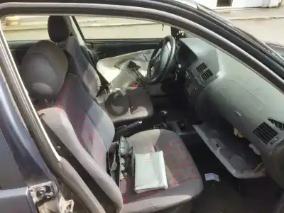 Veicolo di demolizione seat                                               cordoba berlina (6k2)                                                                                                                                                                                                                                      stella                                                                                                                                                                                                                                                     dell'anno 2001 alimentato alh