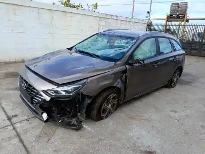 Scrapping Vehicle hyundai i30 ranchera familiar (pde) 1.0 t-gdi of the year 2023 powered g3lc,g3le