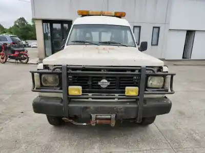 Véhicule à la ferraille NISSAN PATROL III/2 STATION WAGON (W260)  de l'année 1996 alimenté RD28T